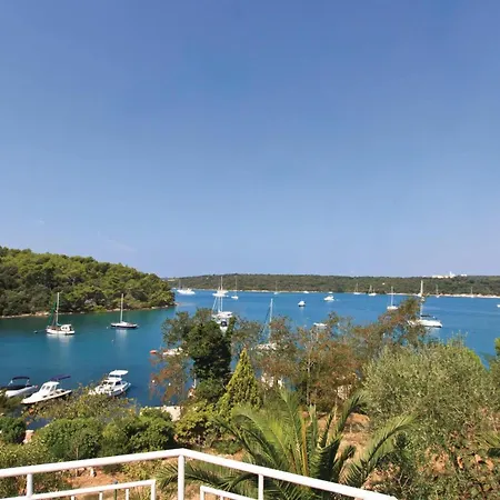 Apartment 2 Bedroom Amazing In Pula