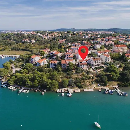 2 Bedroom Amazing Apartment In Pula *