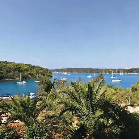 2 Bedroom Amazing Apartment In Pula Apartment
