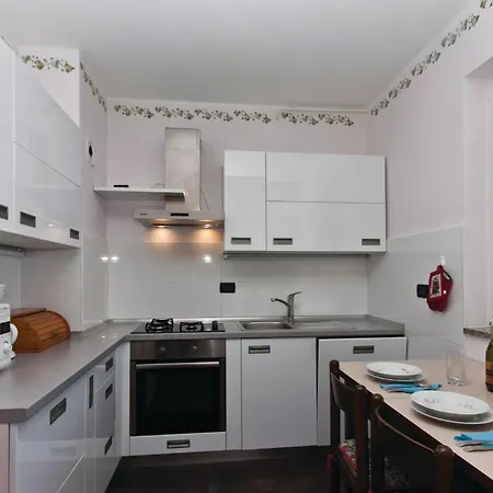 2 Bedroom Amazing Apartment In Pula Apartment